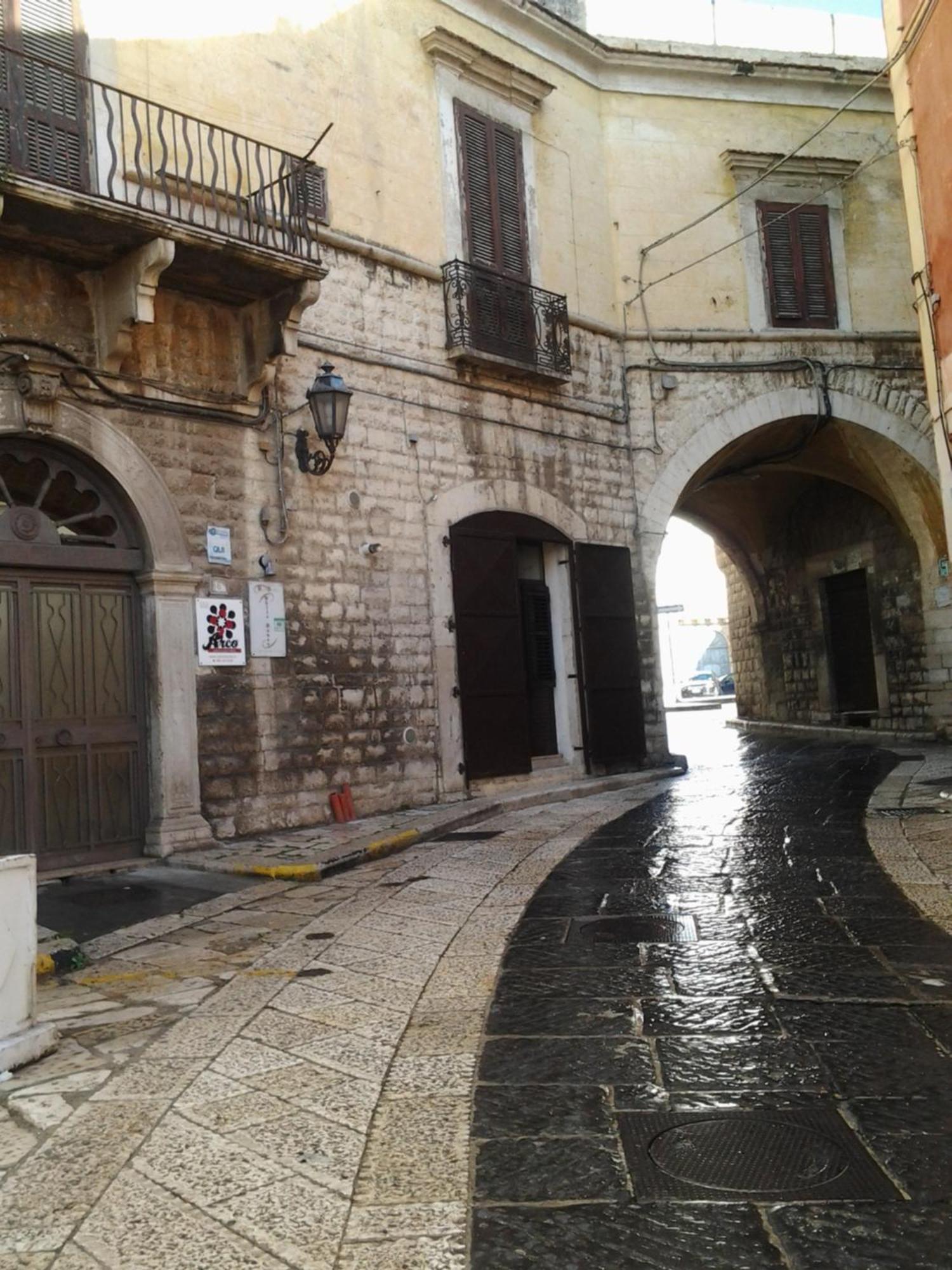 Arco' B&B Trani Cattedrale Eksteriør bilde